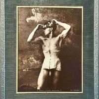 The portrait of an old dancer w